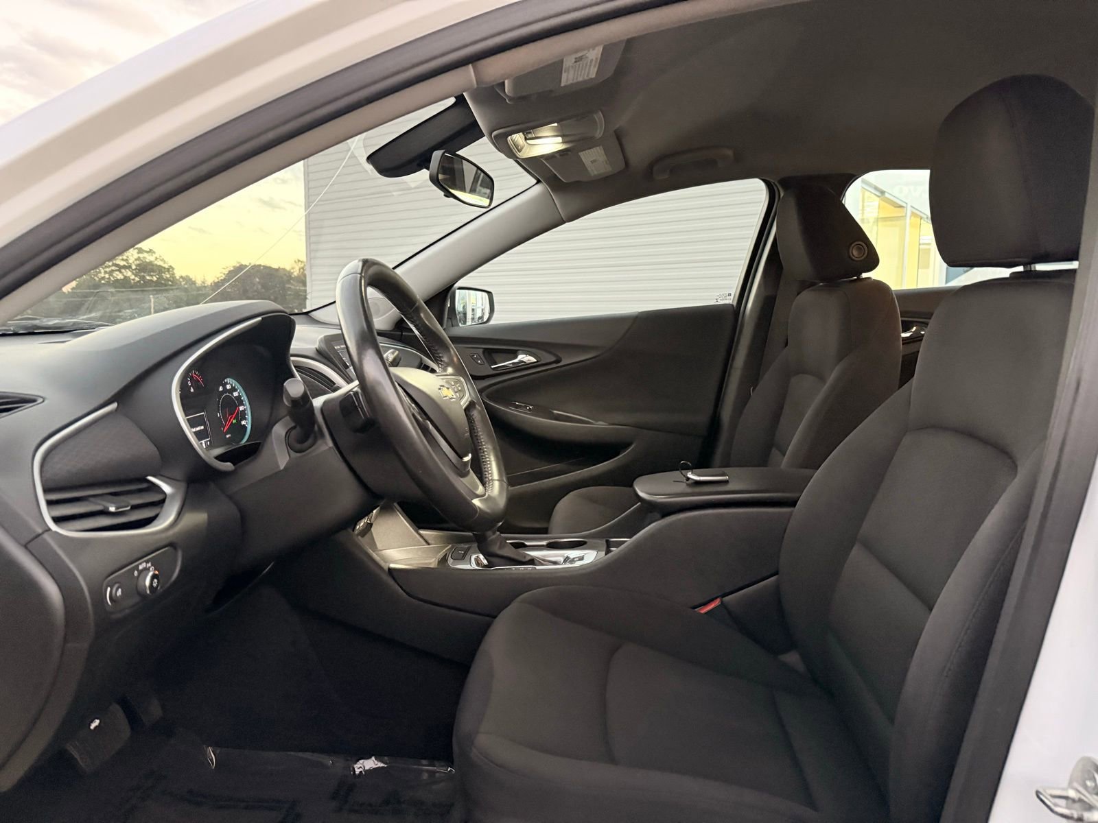 Used 2022 Chevrolet Malibu RS image 14