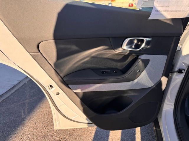 Used 2023 Polestar Polestar 2 w/ Pilot Pack AWD/4WD image 17