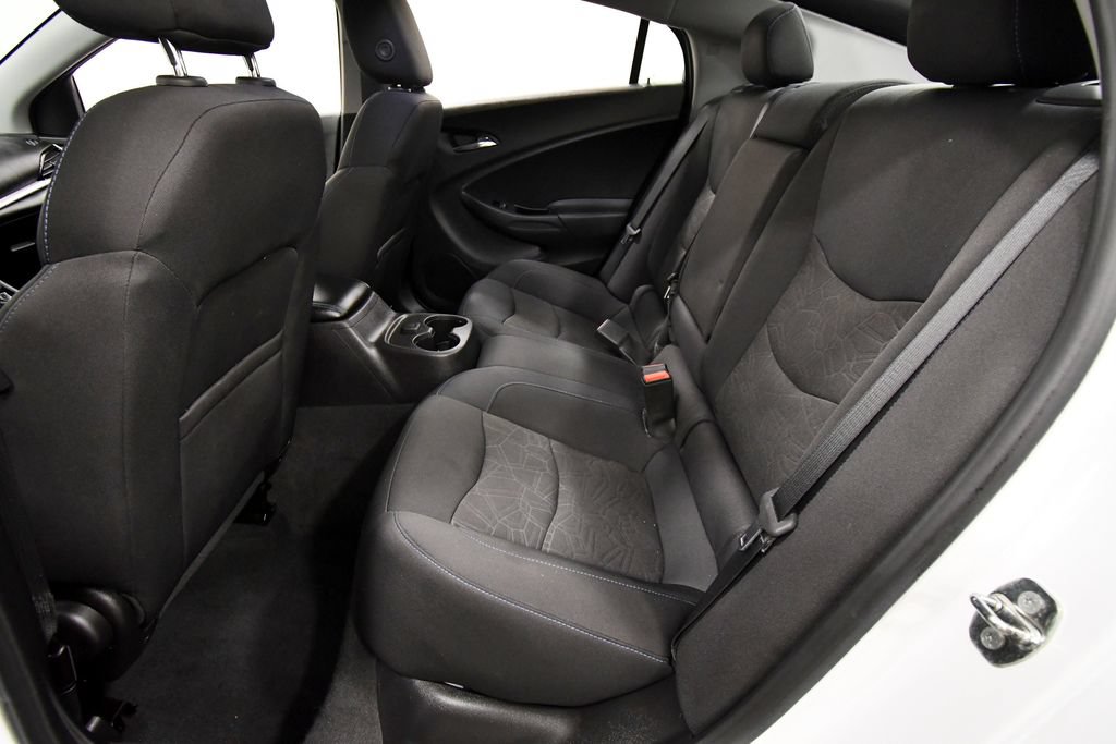 Used 2018 Chevrolet Volt LT FWD image 15