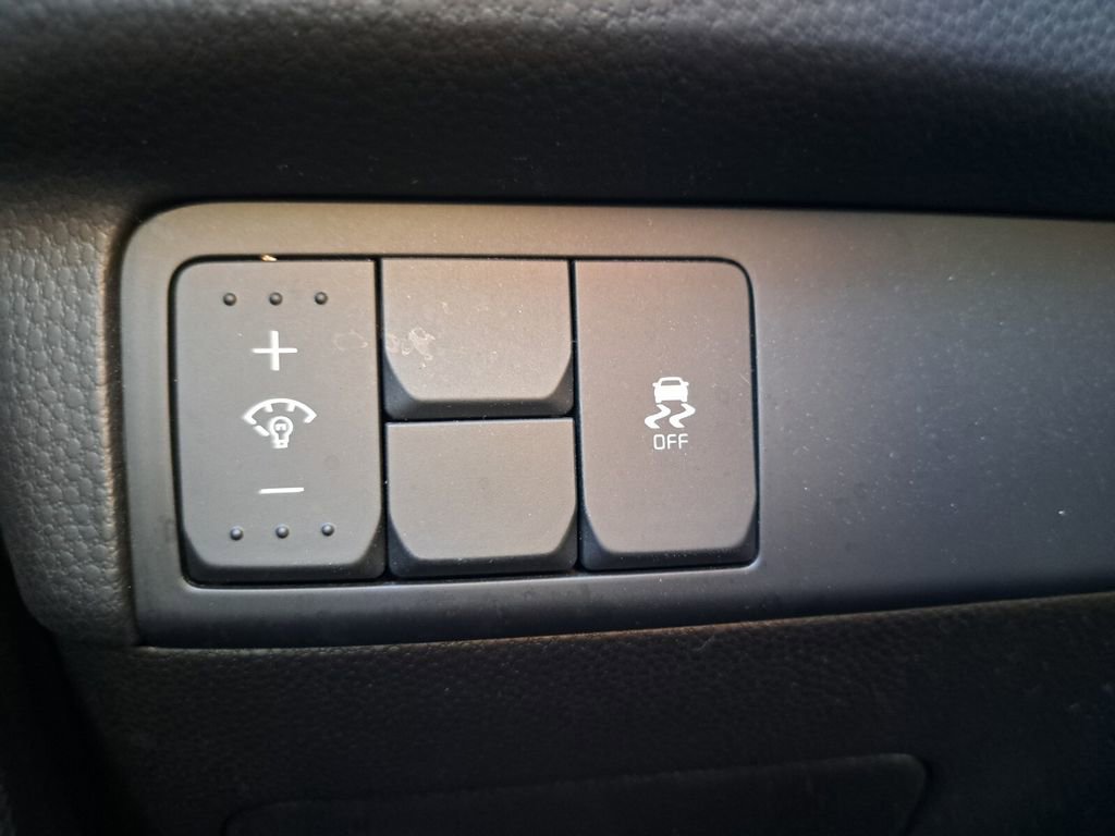 Used 2016 Kia Soul Base image 13