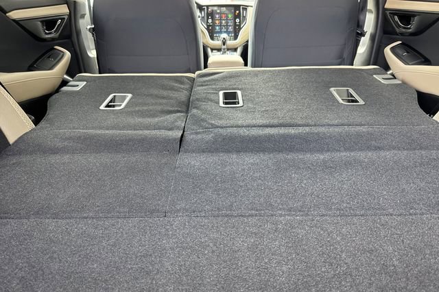 Used 2025 Subaru Outback Premium w/ Popular Package #1 image 12