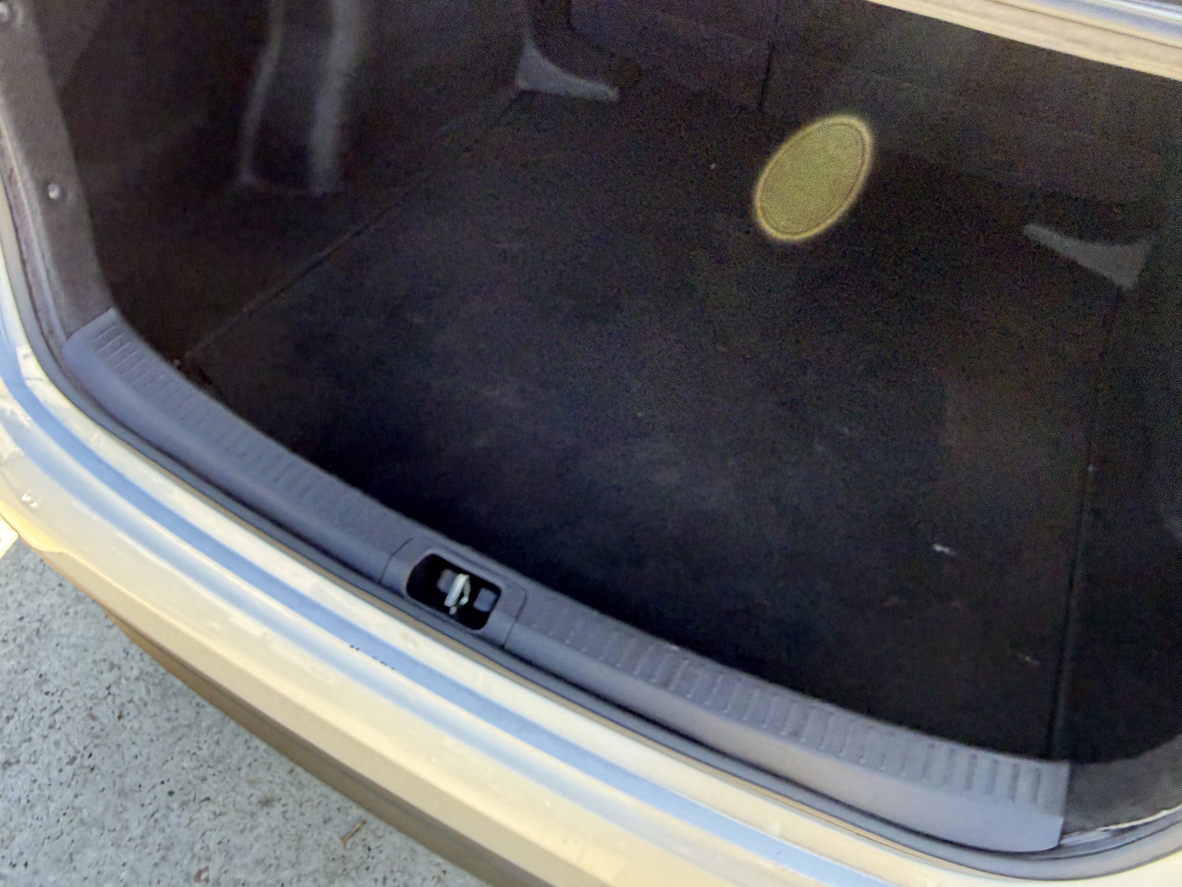 Used 2024 Toyota Corolla LE image 30