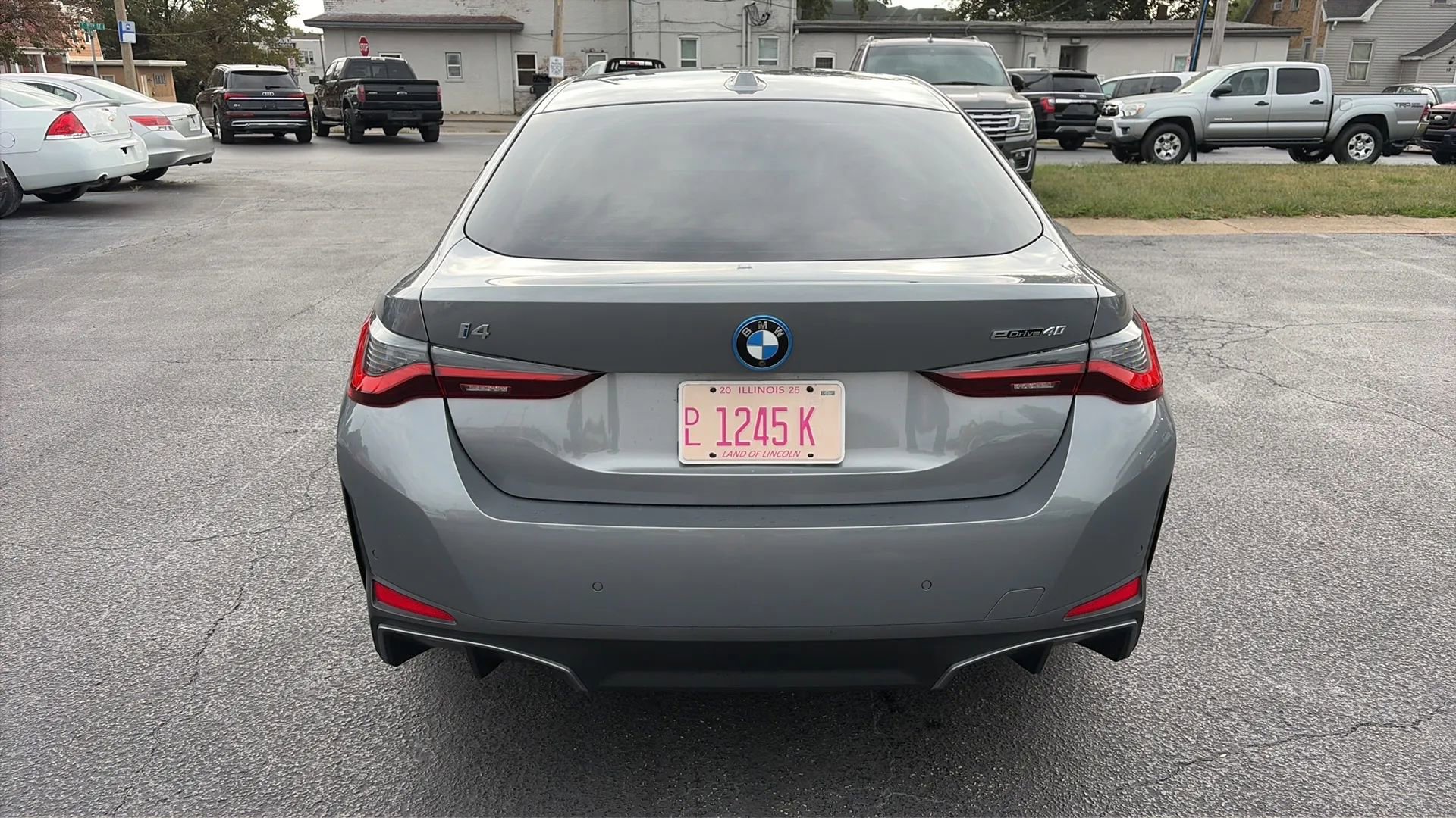 Used 2022 BMW i4 eDrive40 w/ Premium Package image 6