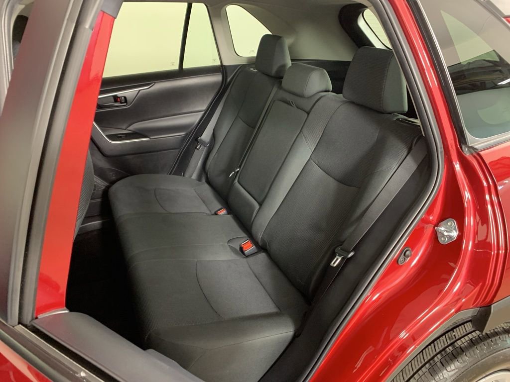 Used 2024 Toyota RAV4 LE image 30