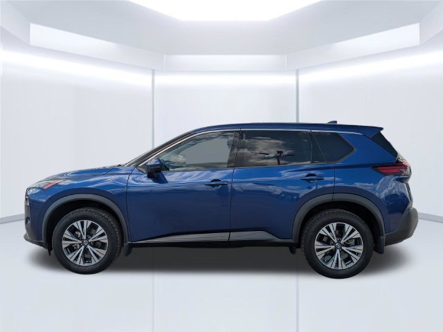 Used 2021 Nissan Rogue SV FWD image 2