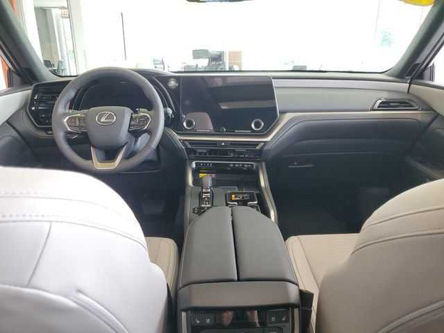 Used 2026 Lexus TX 350 AWD w/ Technology Package image 14