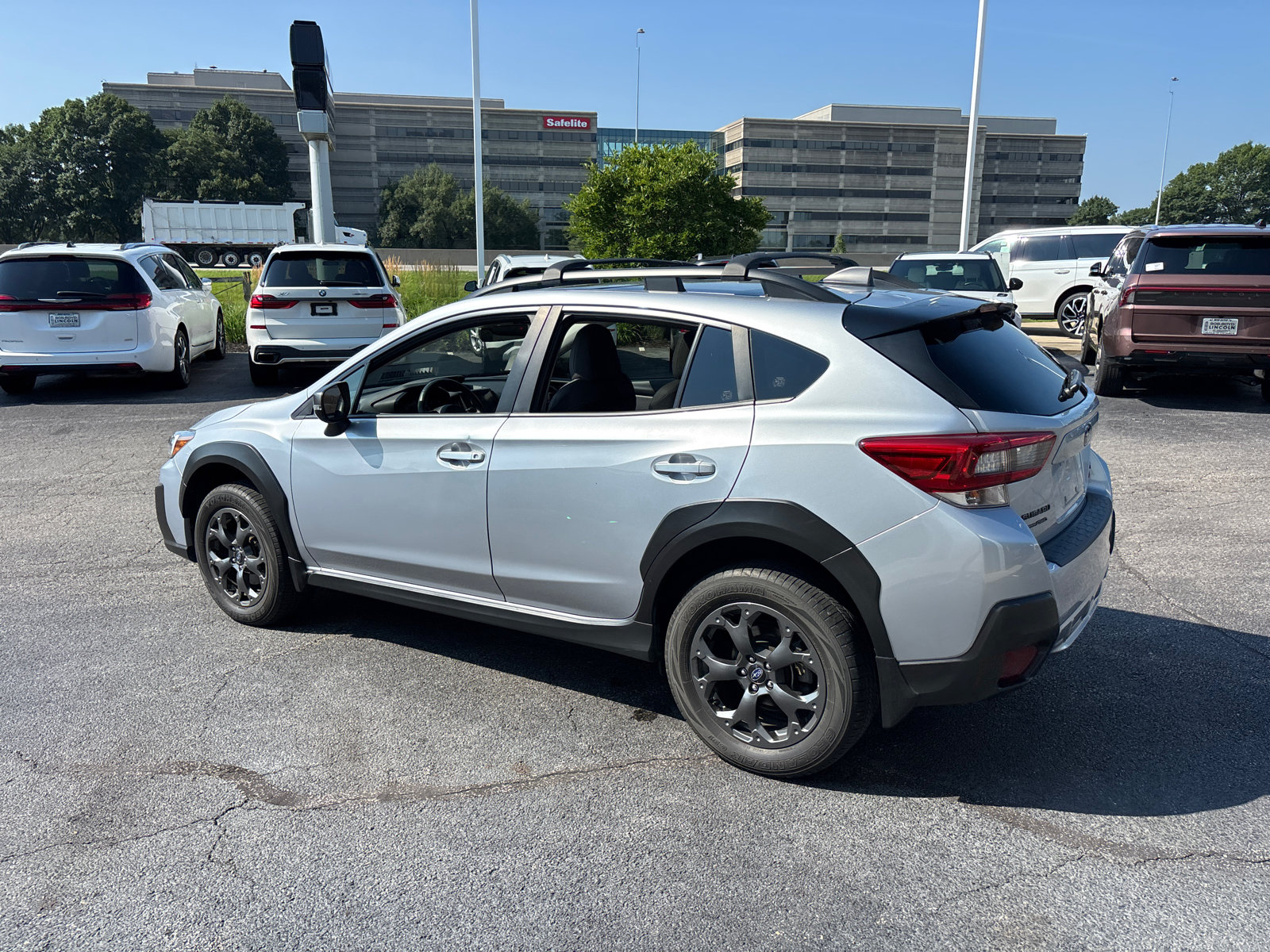 Used 2022 Subaru Crosstrek 2.5i Sport w/ Moonroof Package AWD/4WD image 5