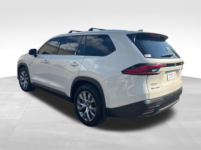 Used 2024 Toyota Grand Highlander AWD Hybrid image 3