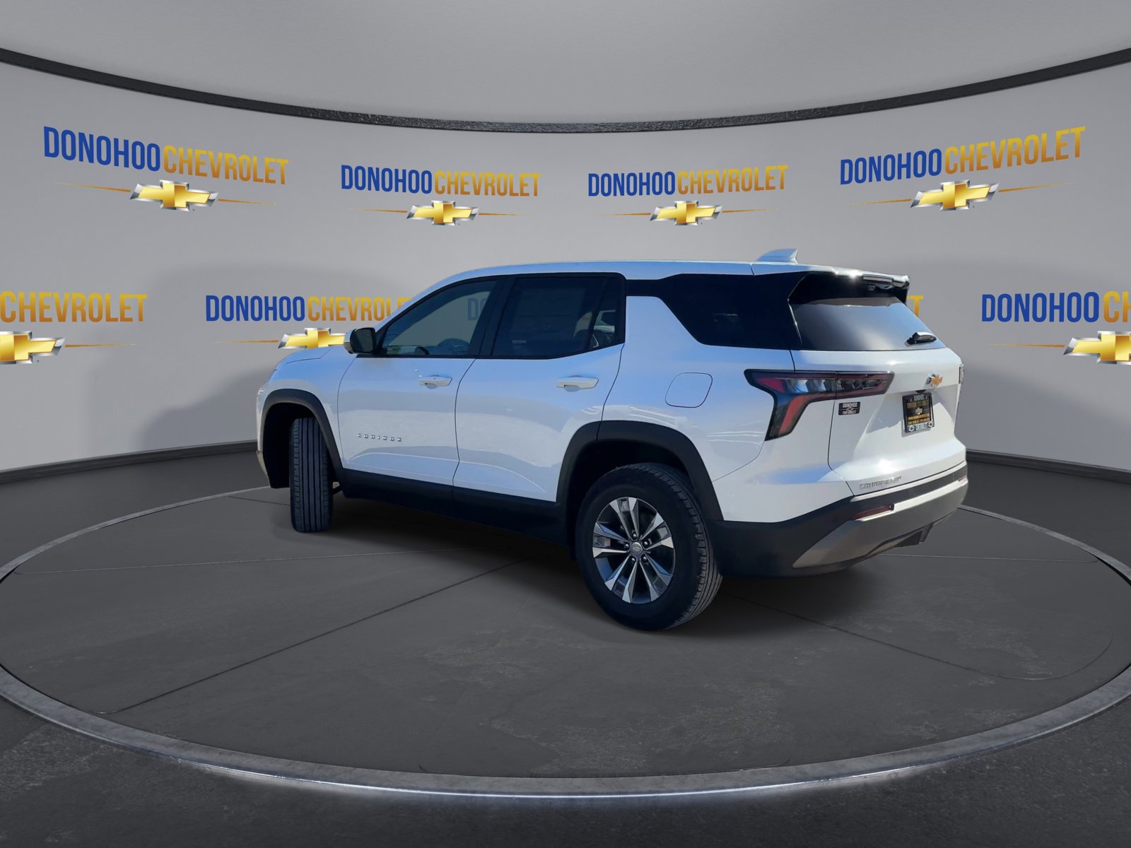 New 2026 Chevrolet Equinox LT w/ Convenience Package II image 9