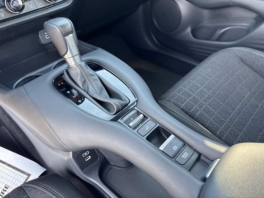 Used 2024 Honda HR-V LX image 18