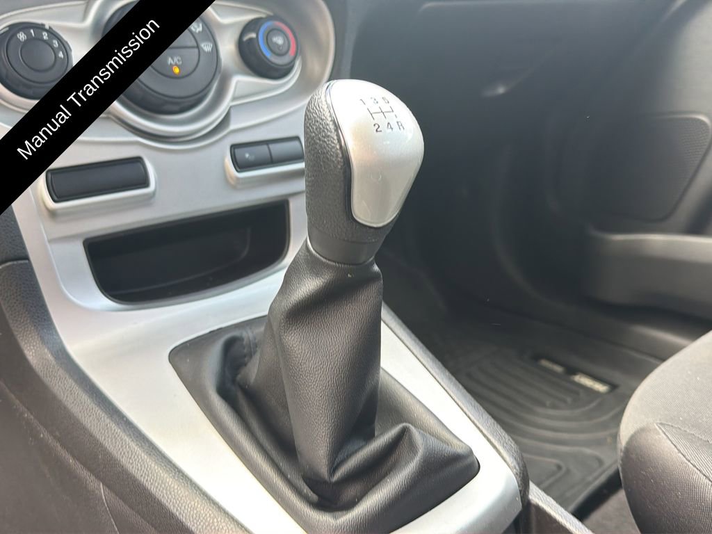 Used 2016 Ford Fiesta SE FWD image 33