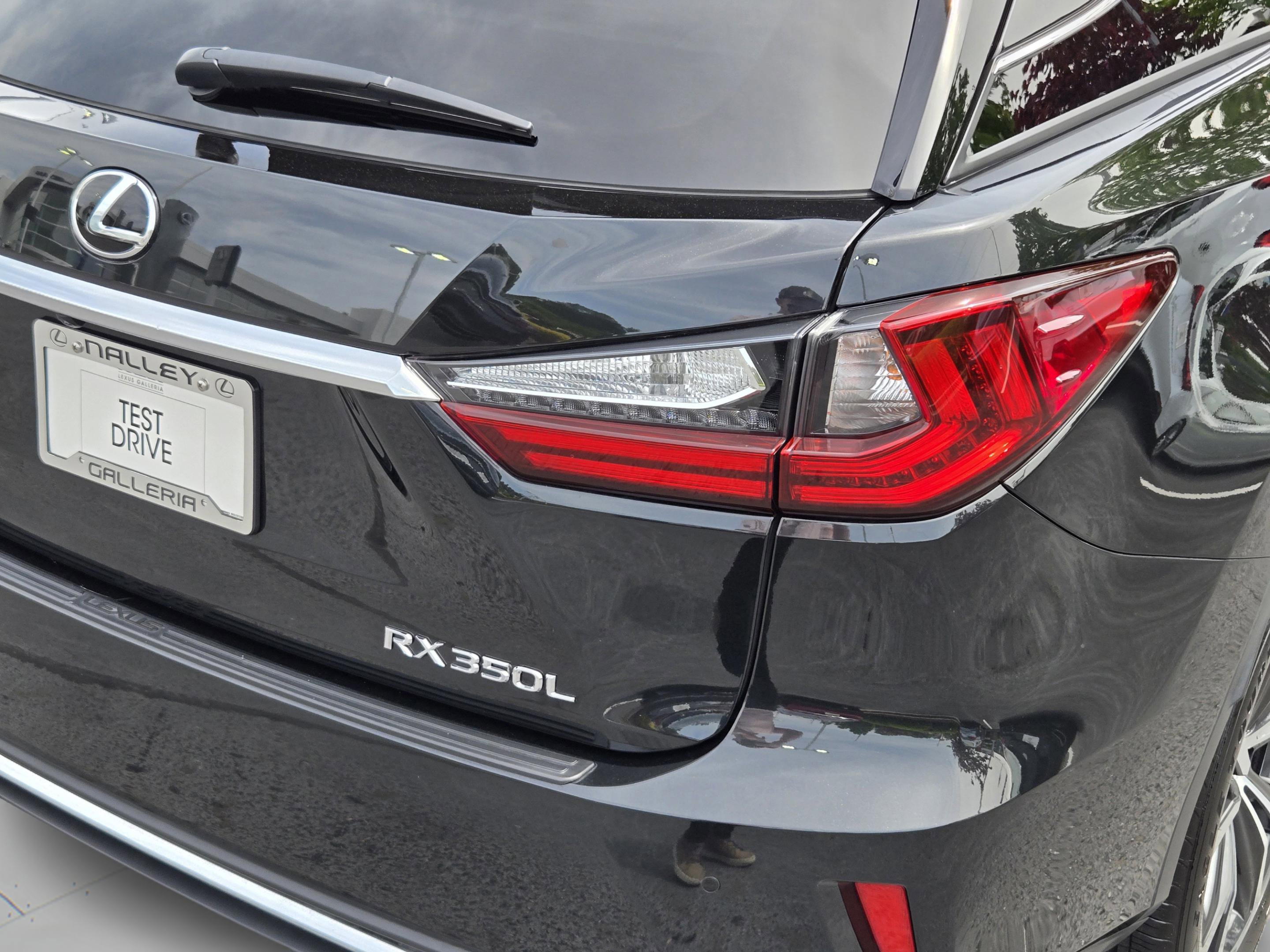 Certified 2022 Lexus RX 350L FWD w/ Premium Package image 35