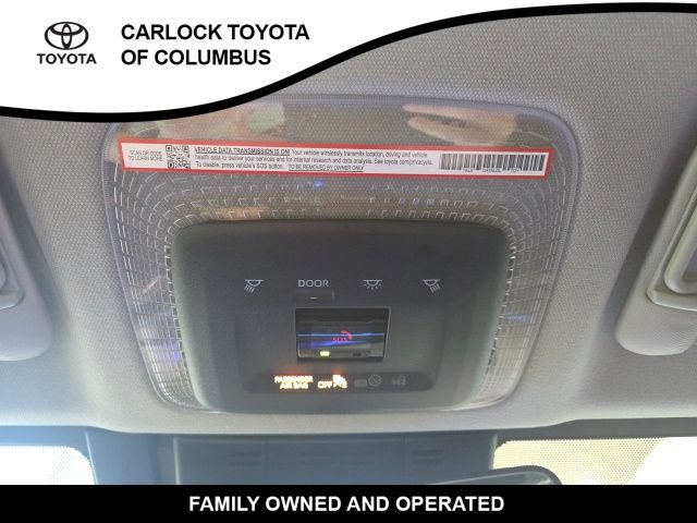 Used 2024 Toyota Prius XLE AWD/4WD image 29