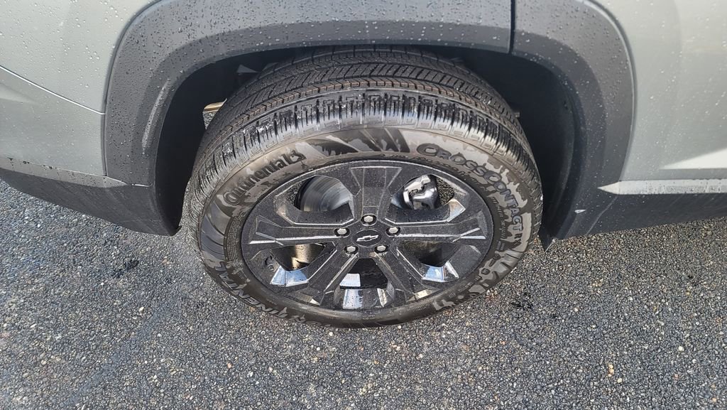 New 2026 Chevrolet Equinox LT w/ Convenience Package II image 11