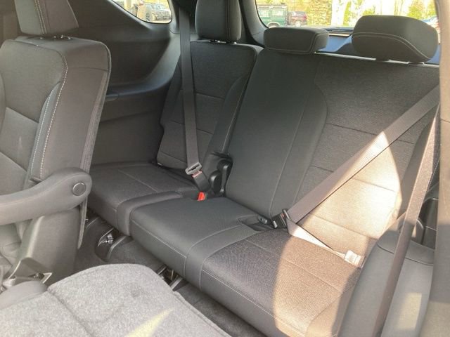 Used 2026 Chevrolet Traverse LT w/ Driver Confidence Package AWD/4WD image 23