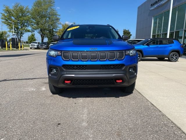 Certified 2022 Jeep Compass Trailhawk w/ Trailhawk Convenience Group AWD/4WD image 2