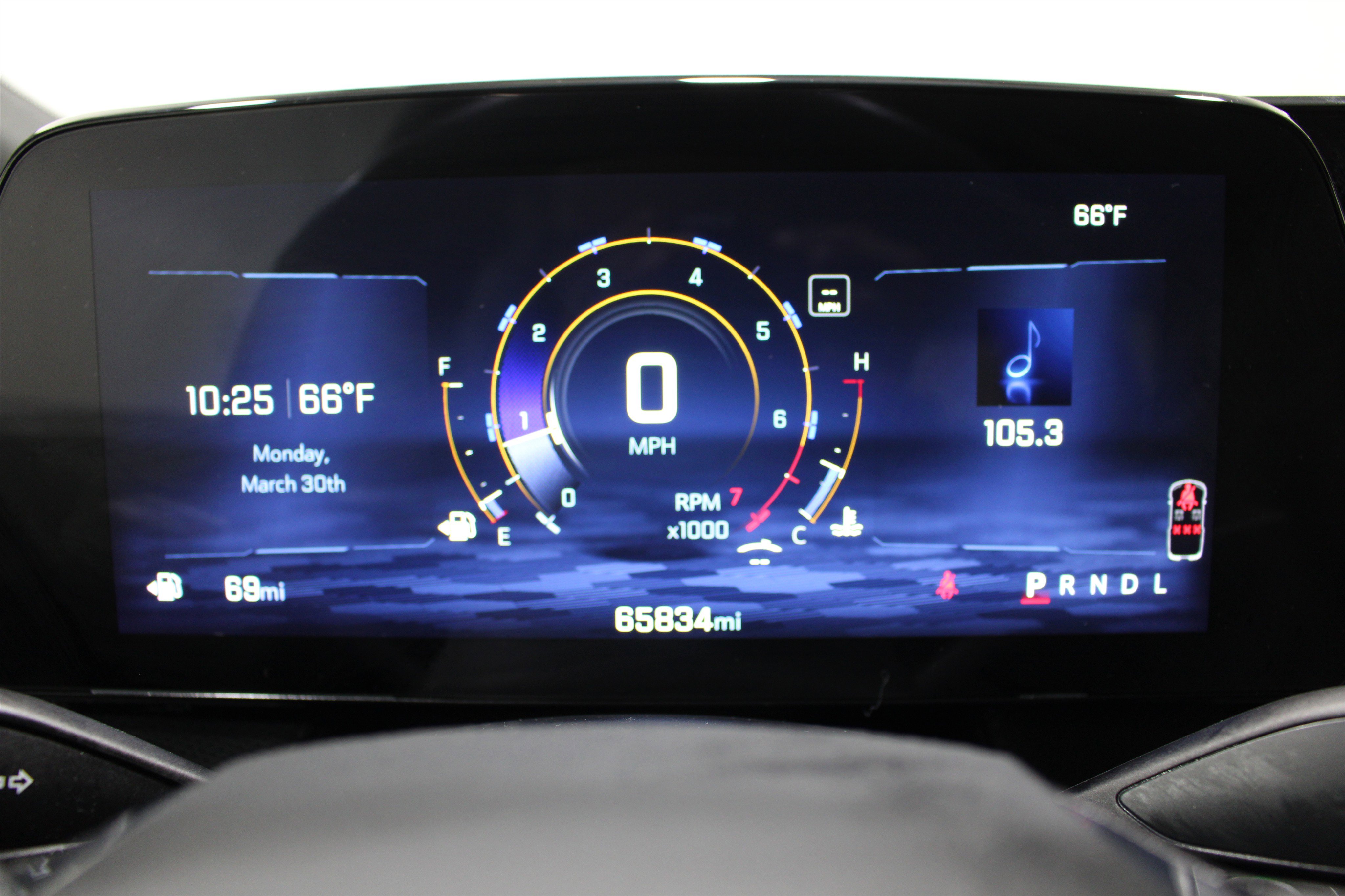 Used 2025 Chevrolet Equinox LT FWD image 13