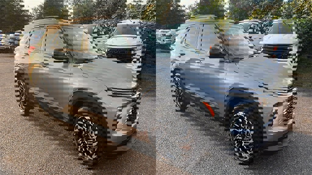 New 2026 Chevrolet TrailBlazer RS w/ Convenience Package image 3