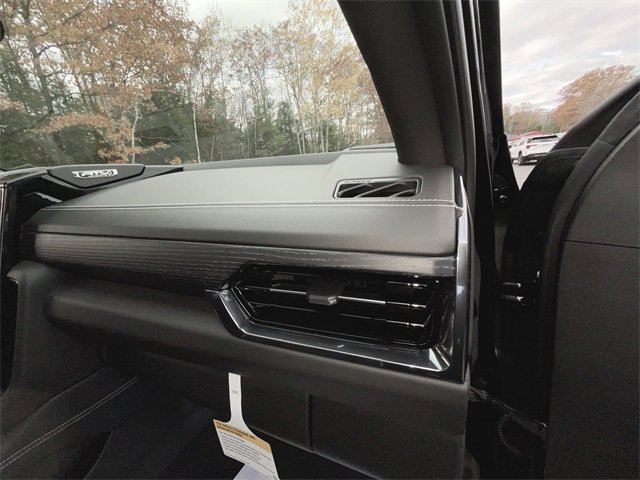 New 2026 GMC Yukon XL AT4 Ultimate w/ LPO, Illumination Package image 30