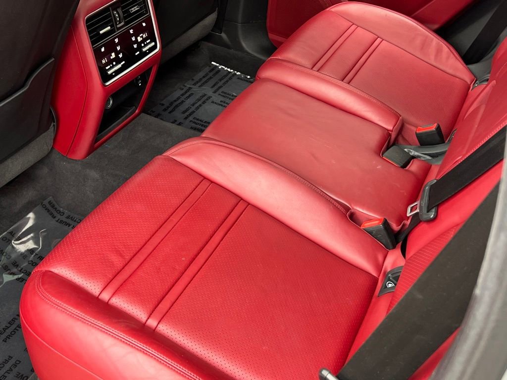 Used 2021 Porsche Cayenne GTS w/ Premium Package Plus image 19
