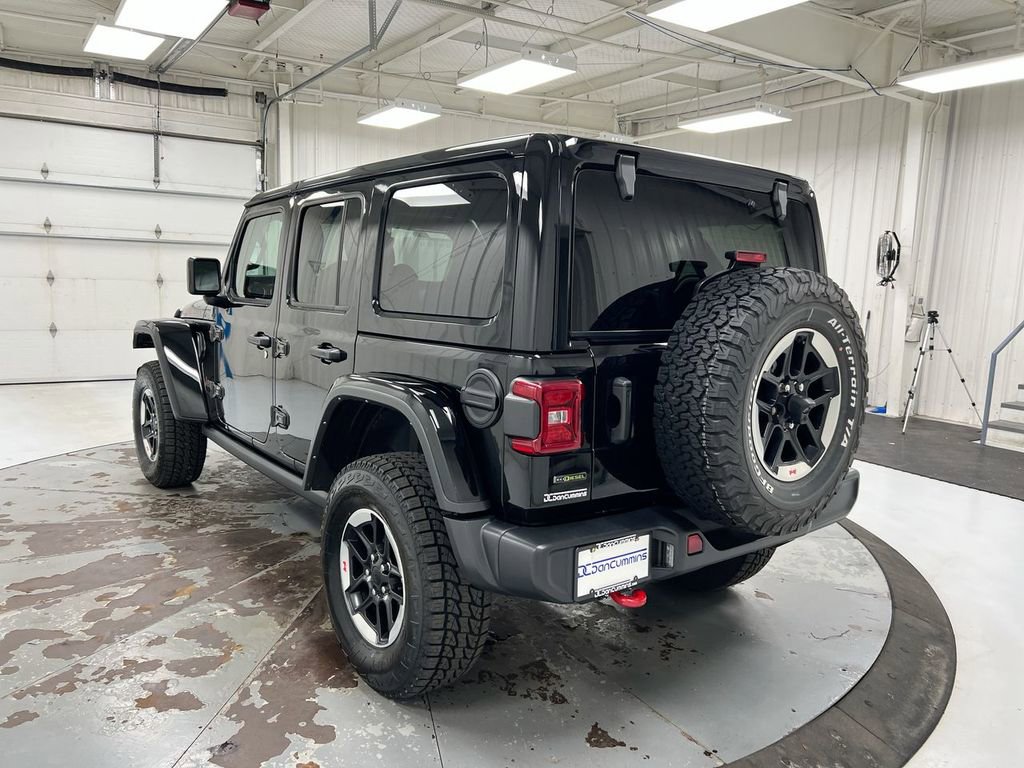 Used 2022 Jeep Wrangler Unlimited Rubicon w/ LED Lighting Group AWD/4WD image 4