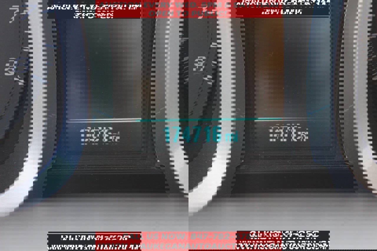 Used 2015 Chevrolet Equinox LT w/ Driver Convenience Package image 10