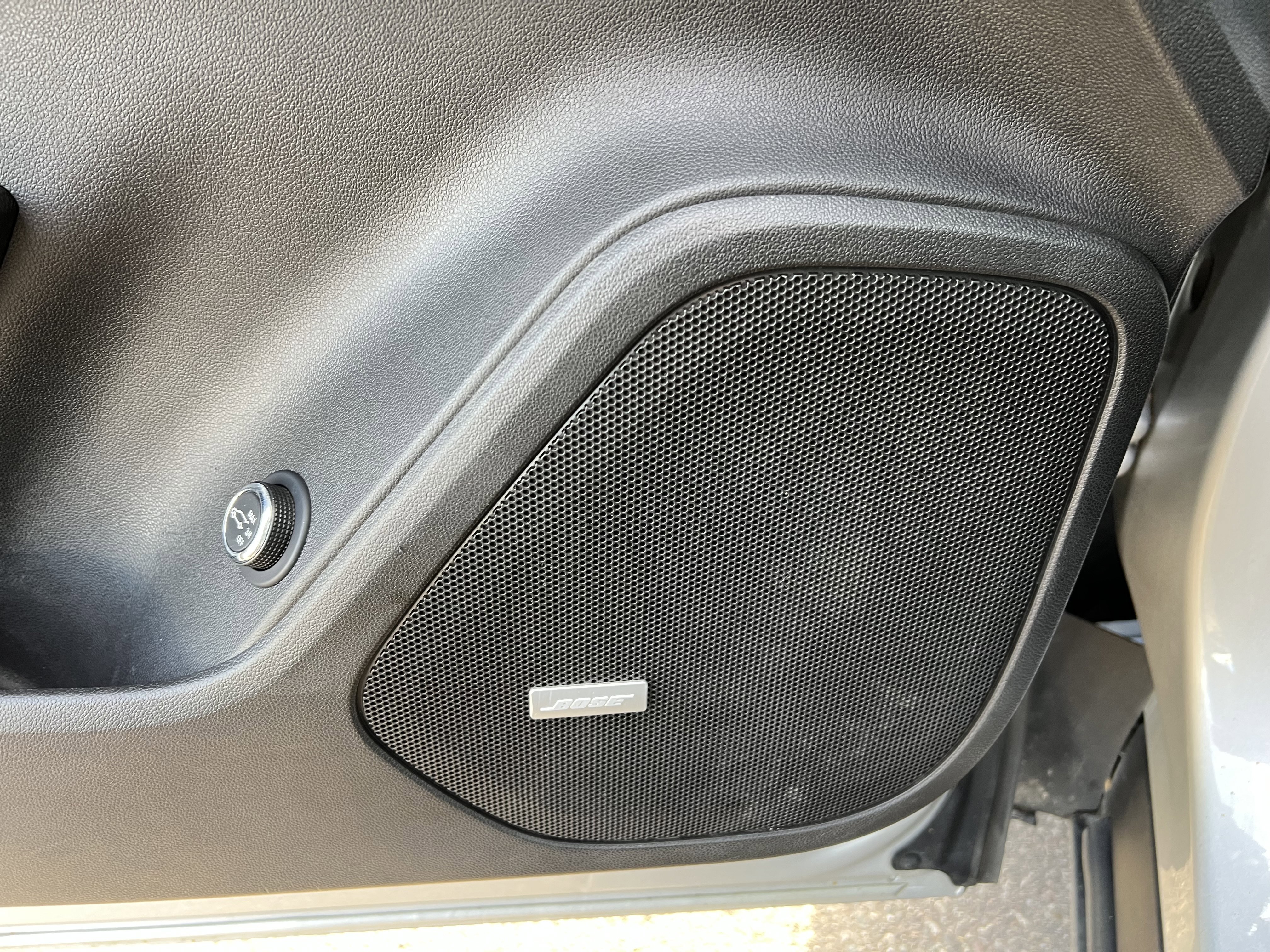 Used 2021 Chevrolet Blazer RS w/ Enhanced Convenience Package image 19