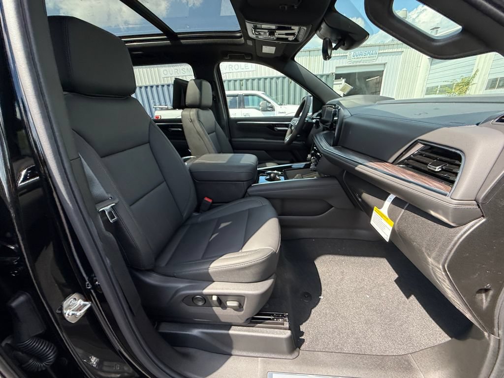 New 2026 Chevrolet Suburban Z71 w/ Z71 Off-Road Package AWD/4WD image 30