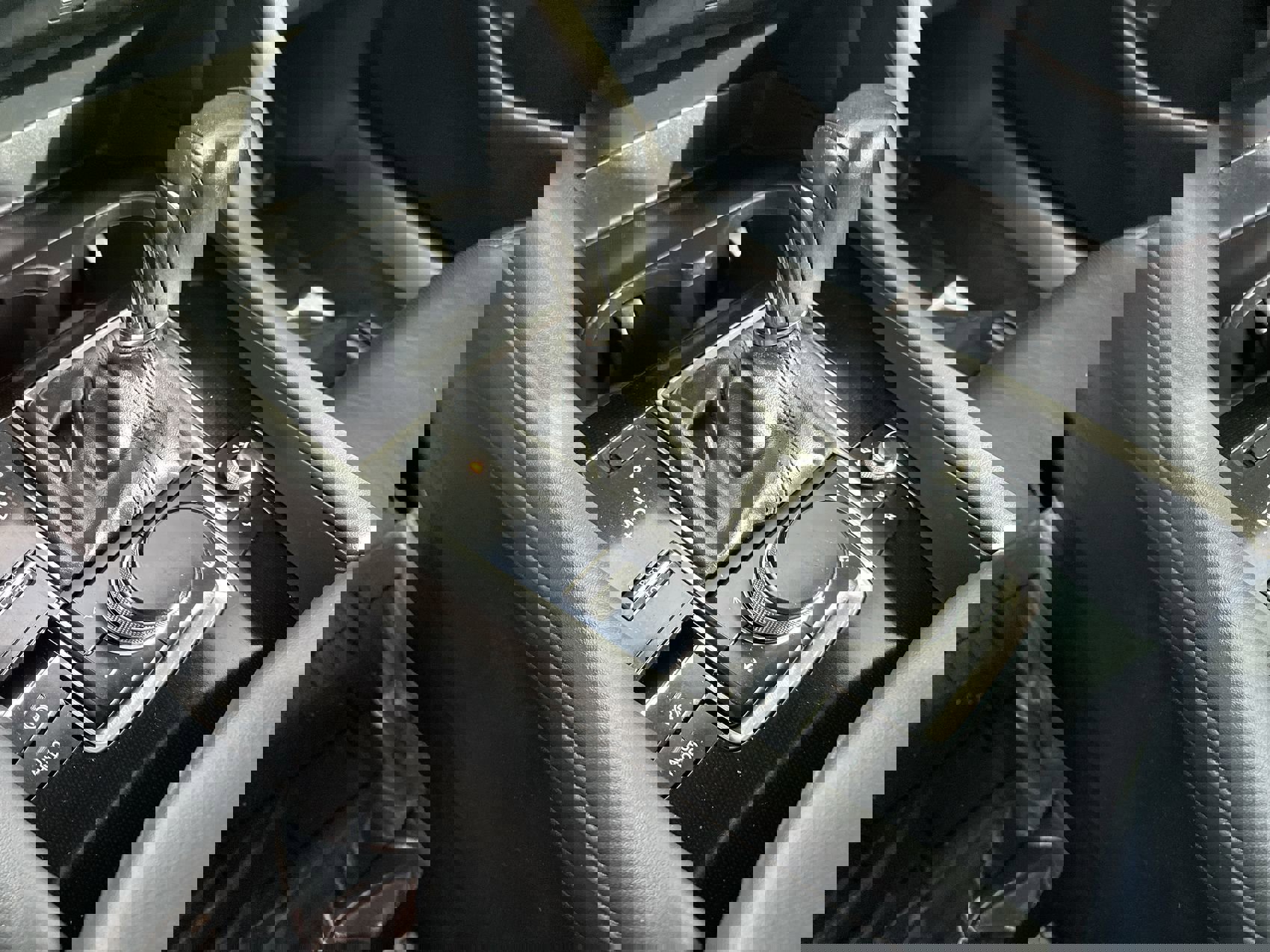 Used 2021 MAZDA MAZDA3 2.5 Turbo Sedan w/Premium Plus image 20