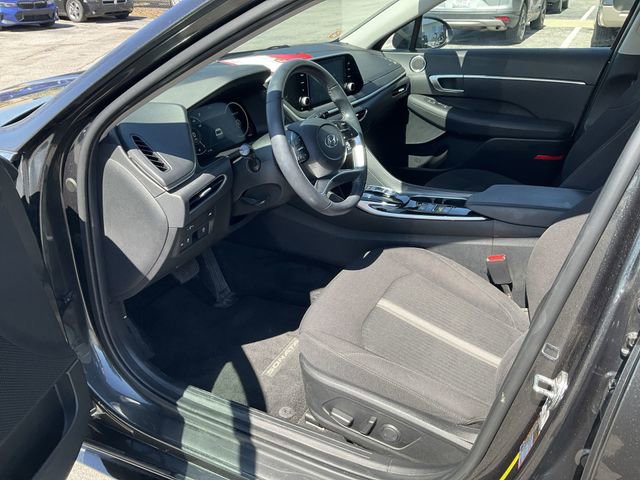 Used 2022 Hyundai Sonata SEL w/ Convenience Package image 9