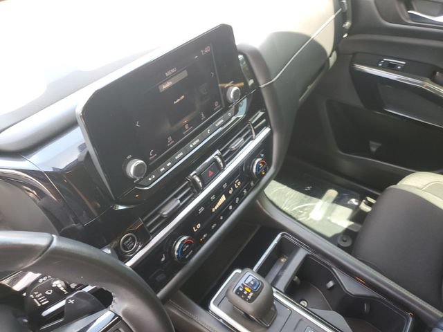 Used 2022 Nissan Pathfinder SV FWD image 19