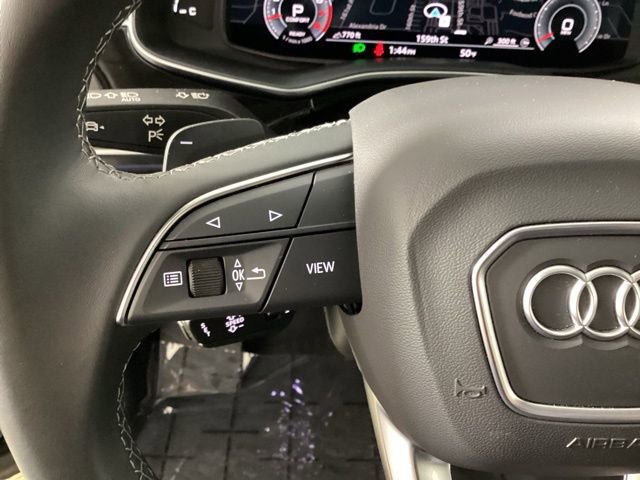 Certified 2025 Audi Q7 3.0T Premium w/ Convenience Package image 30