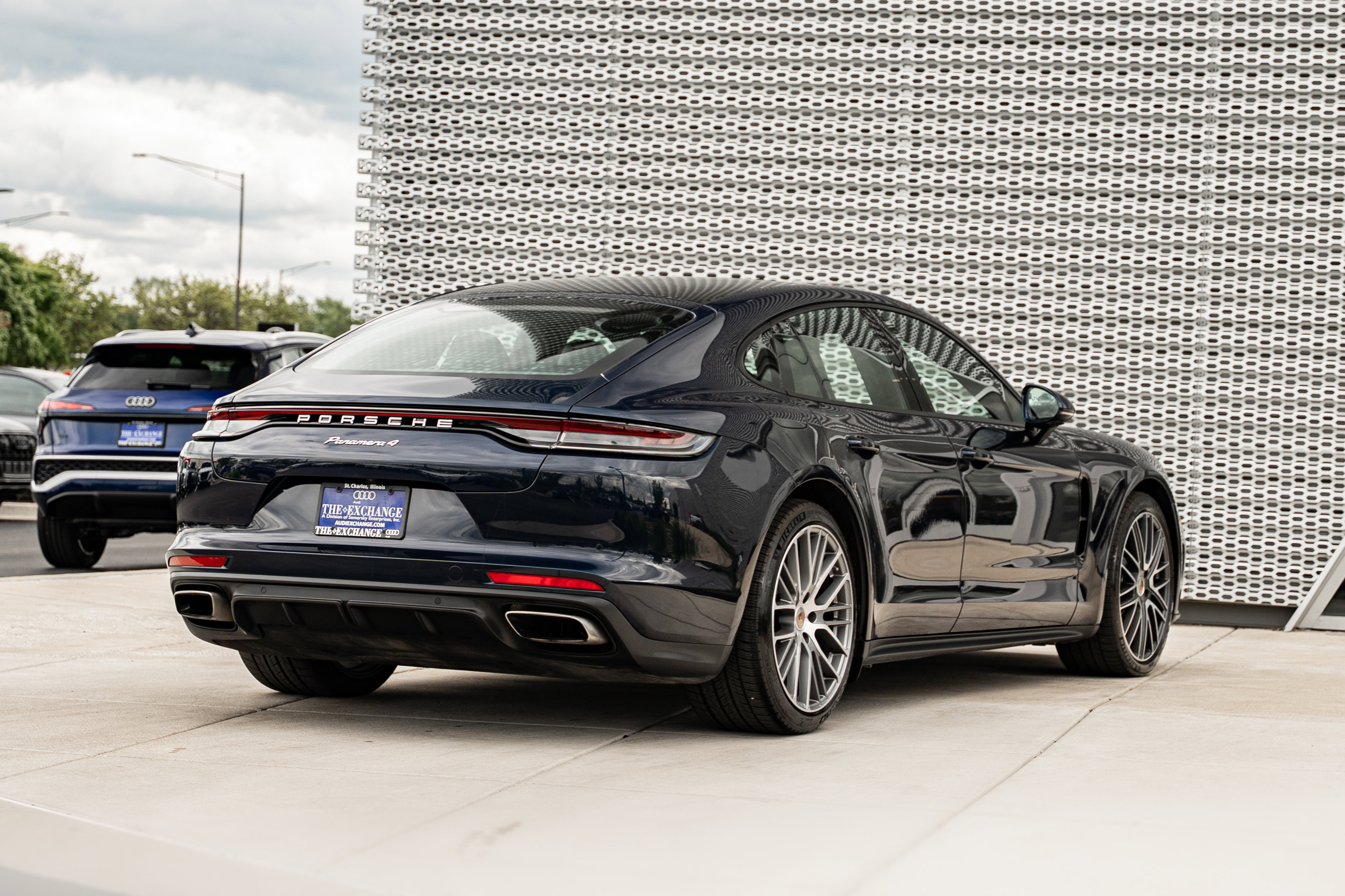 Used 2021 Porsche Panamera 4 AWD/4WD image 4