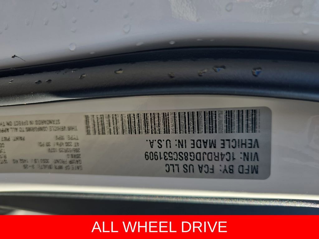 Used 2025 Dodge Durango GT image 38