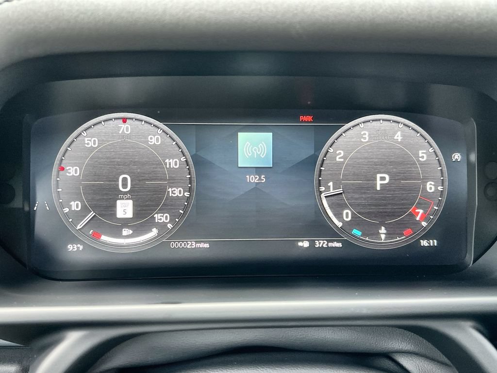 Used 2026 Land Rover Defender 110 S AWD/4WD image 22