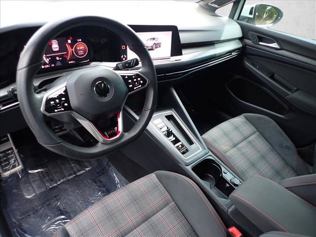 Used 2022 Volkswagen GTI SE FWD image 10