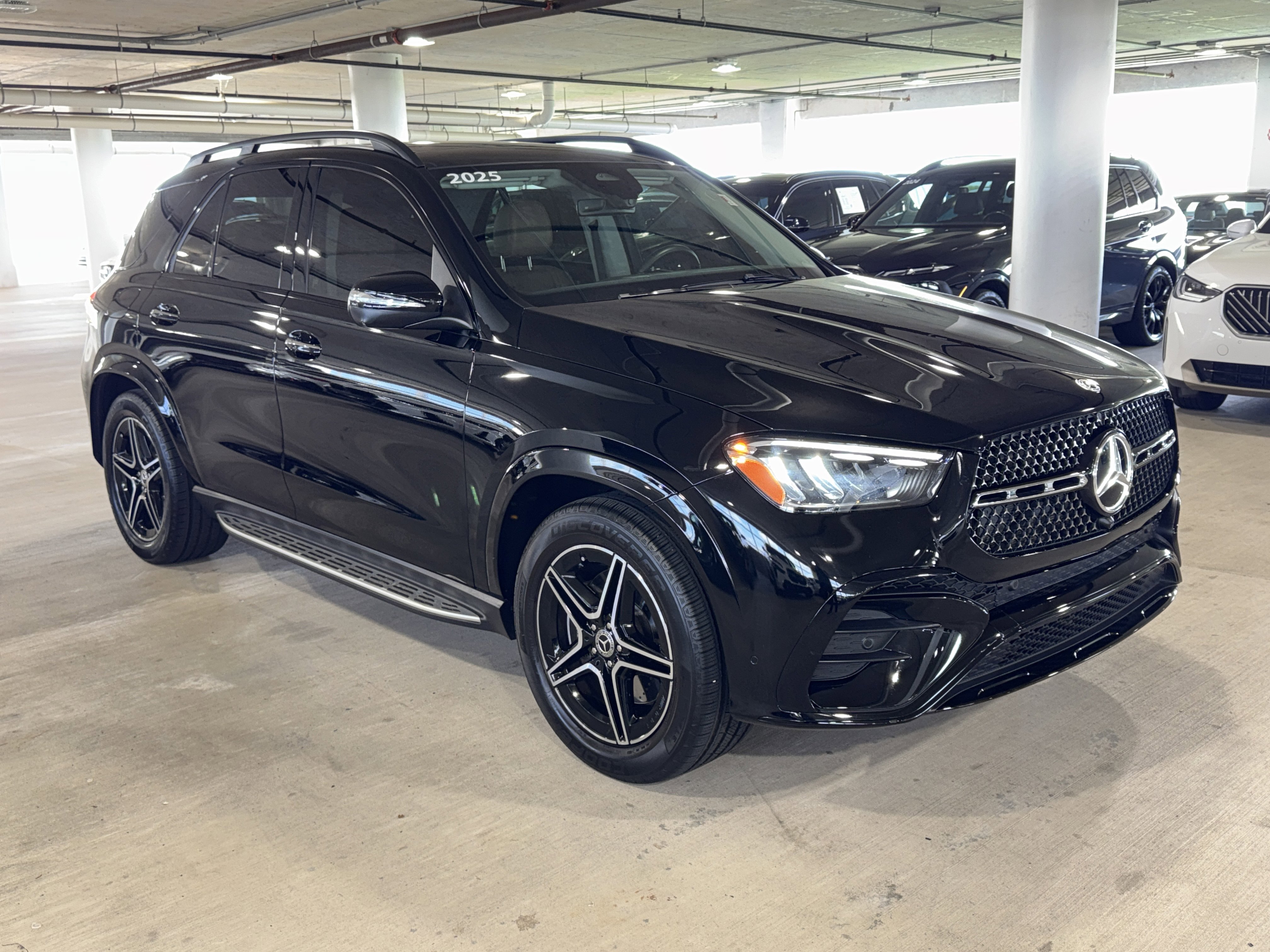 Used 2025 Mercedes-Benz GLE 350 4MATIC image 1