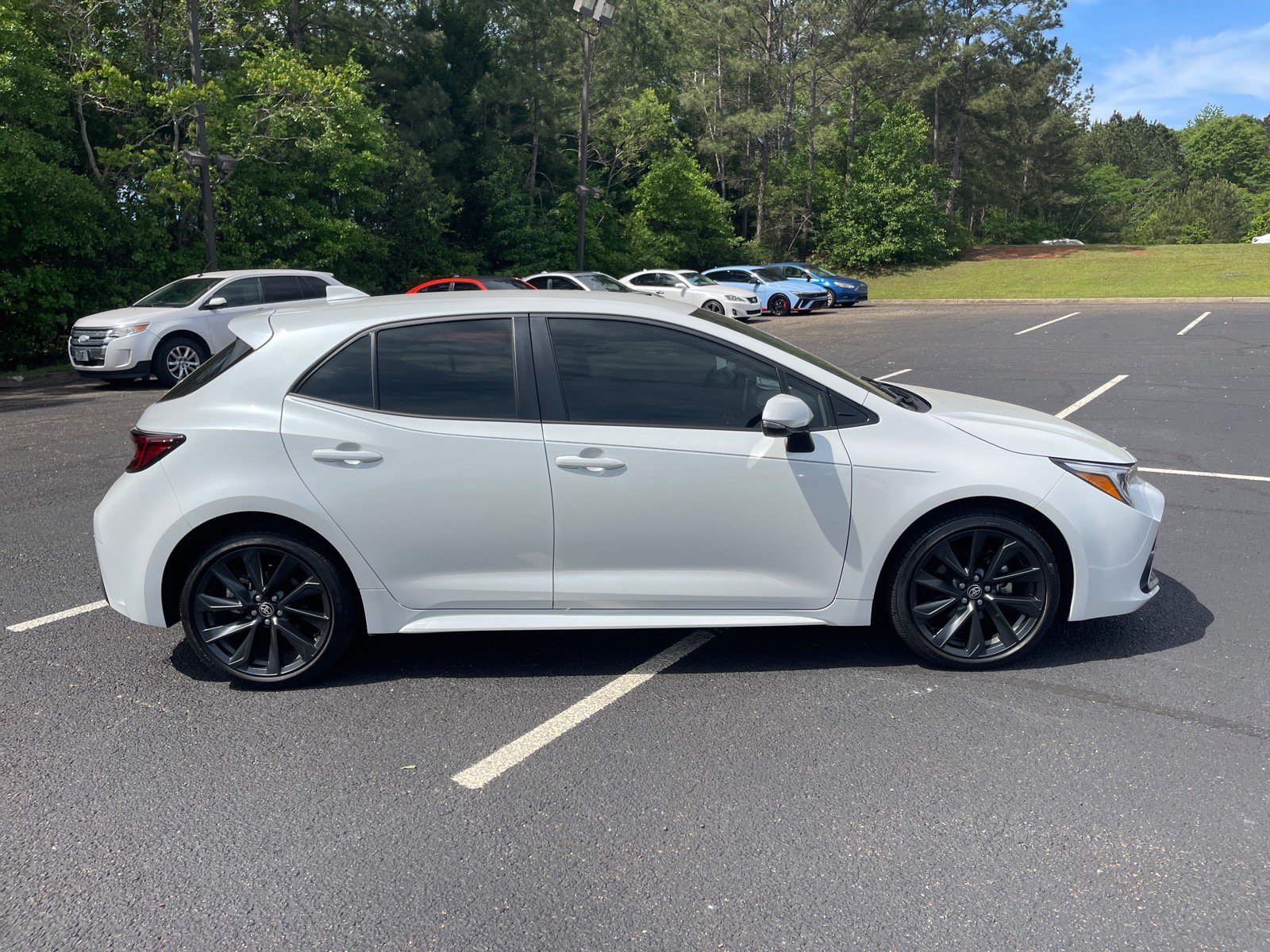 Used 2025 Toyota Corolla XSE FWD image 21