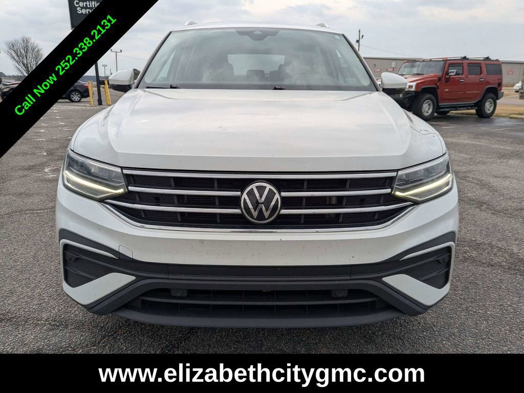Used 2023 Volkswagen Tiguan SE image 10