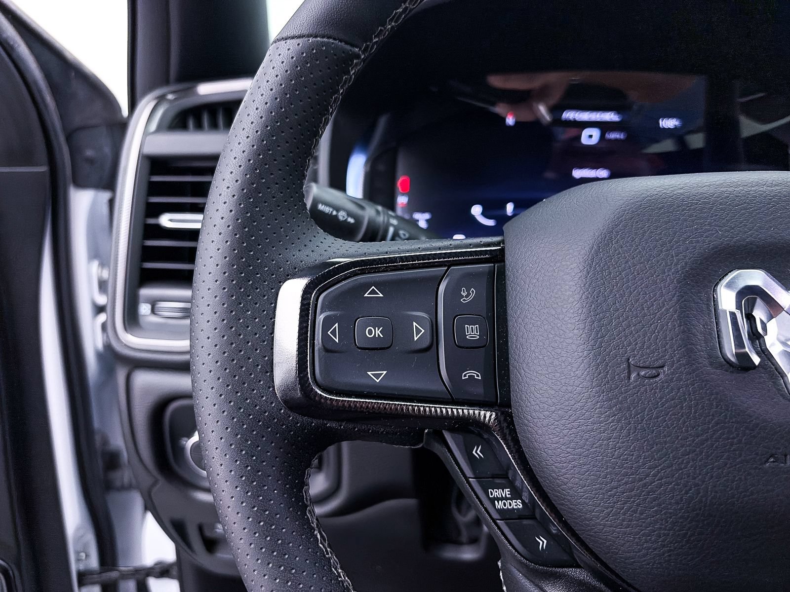 Used 2025 RAM 1500 Rebel w/ Rebel Level 2 Equipment Group AWD/4WD image 31