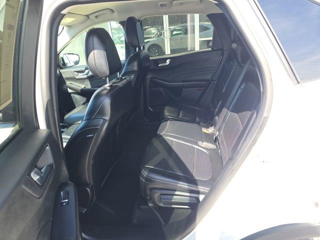 Used 2023 Ford Escape Platinum w/ Class II Trailer Tow Package image 29