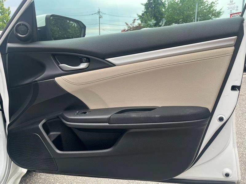 Used 2018 Honda Civic EX image 19