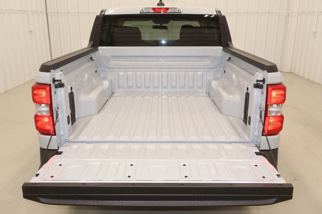 New 2025 Ford Maverick XL image 22