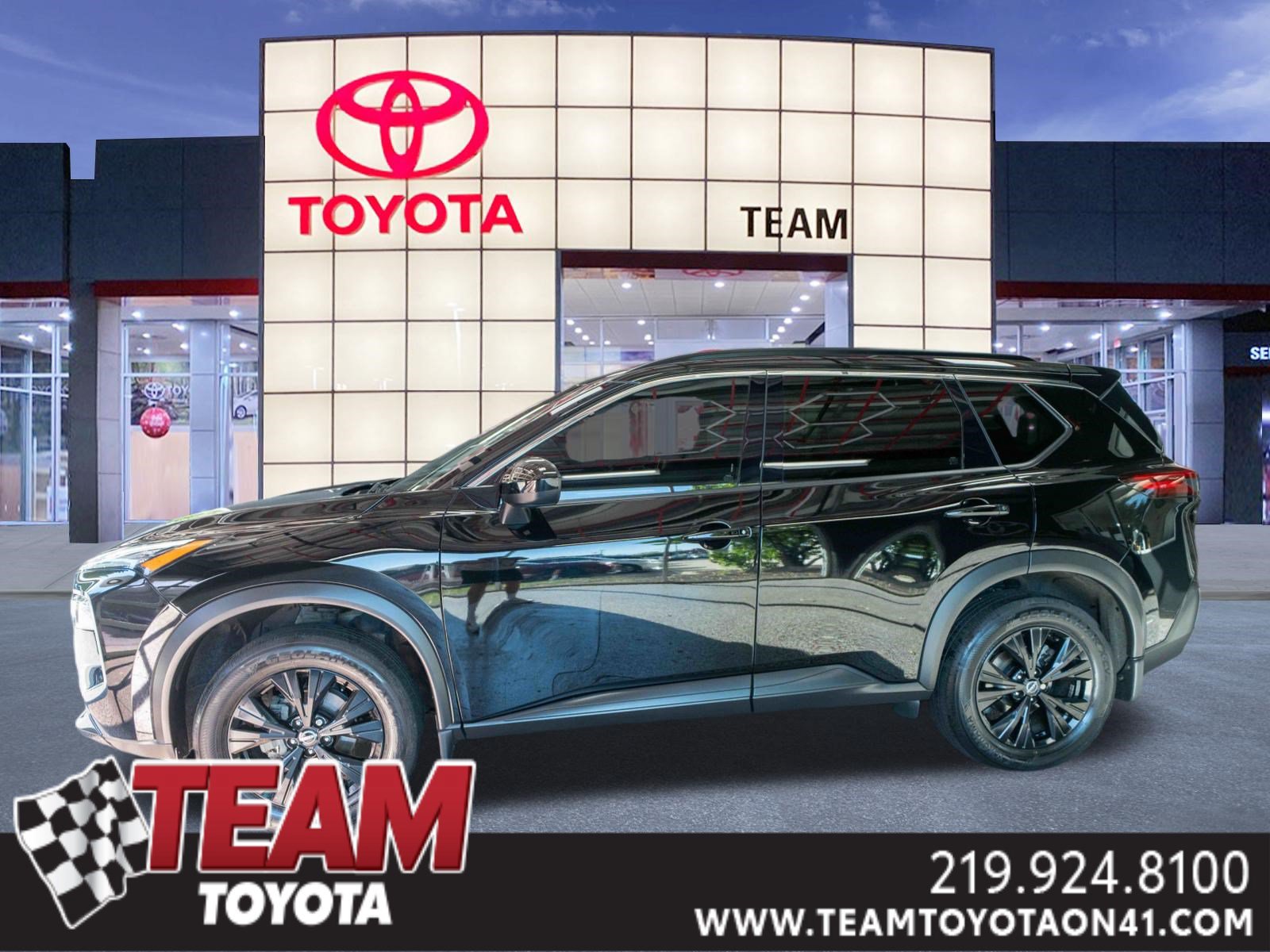 Used 2023 Nissan Rogue SV w/ SV Premium B Package AWD/4WD image 1