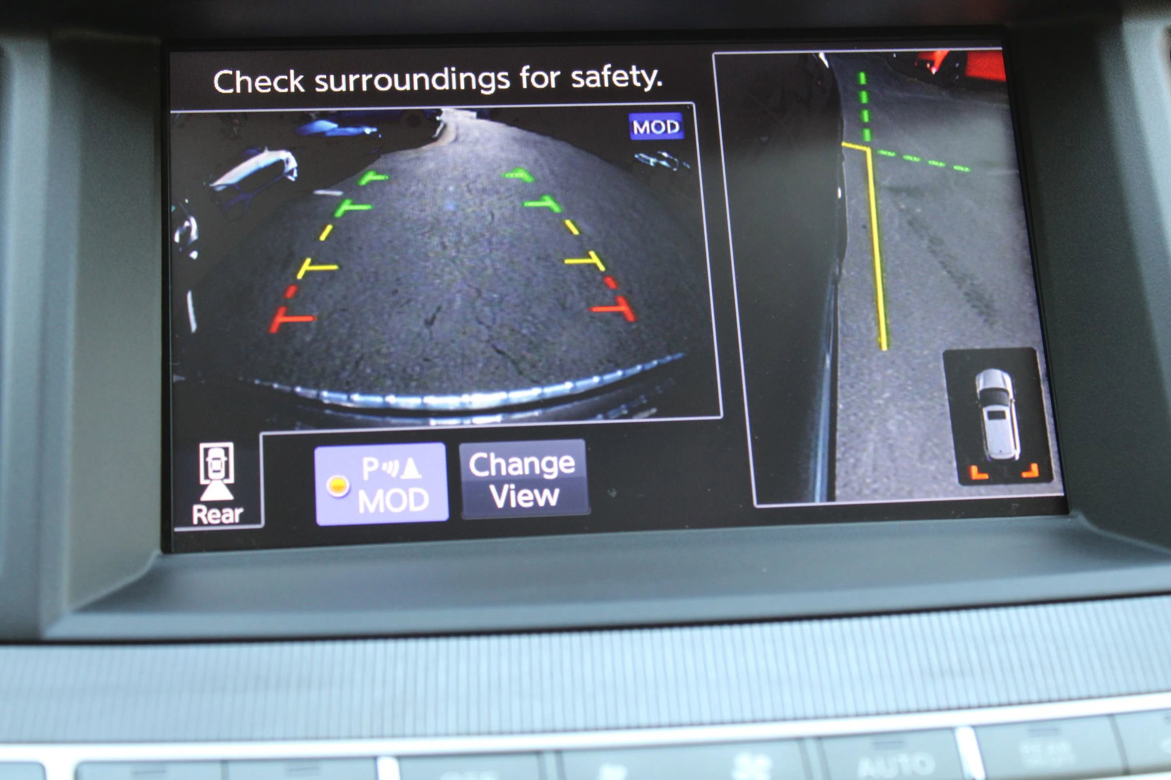 Used 2017 INFINITI QX60 AWD w/ Premium Plus Package image 10