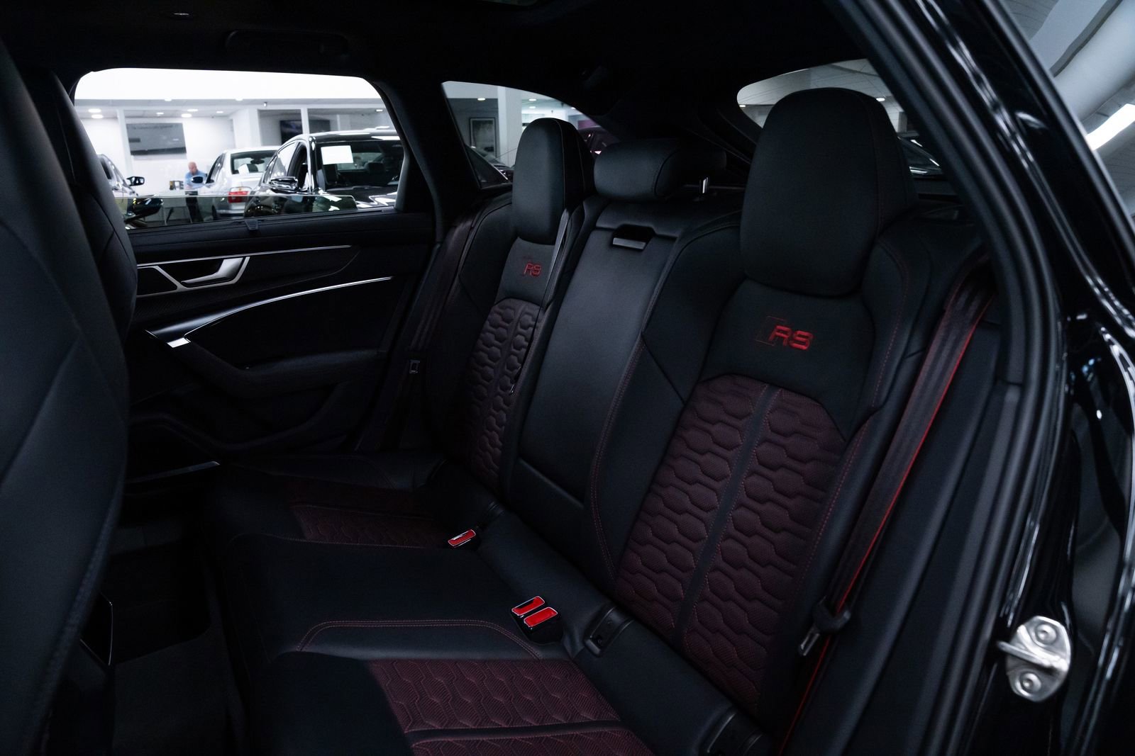 Used 2024 Audi RS 6 performance AWD/4WD image 38