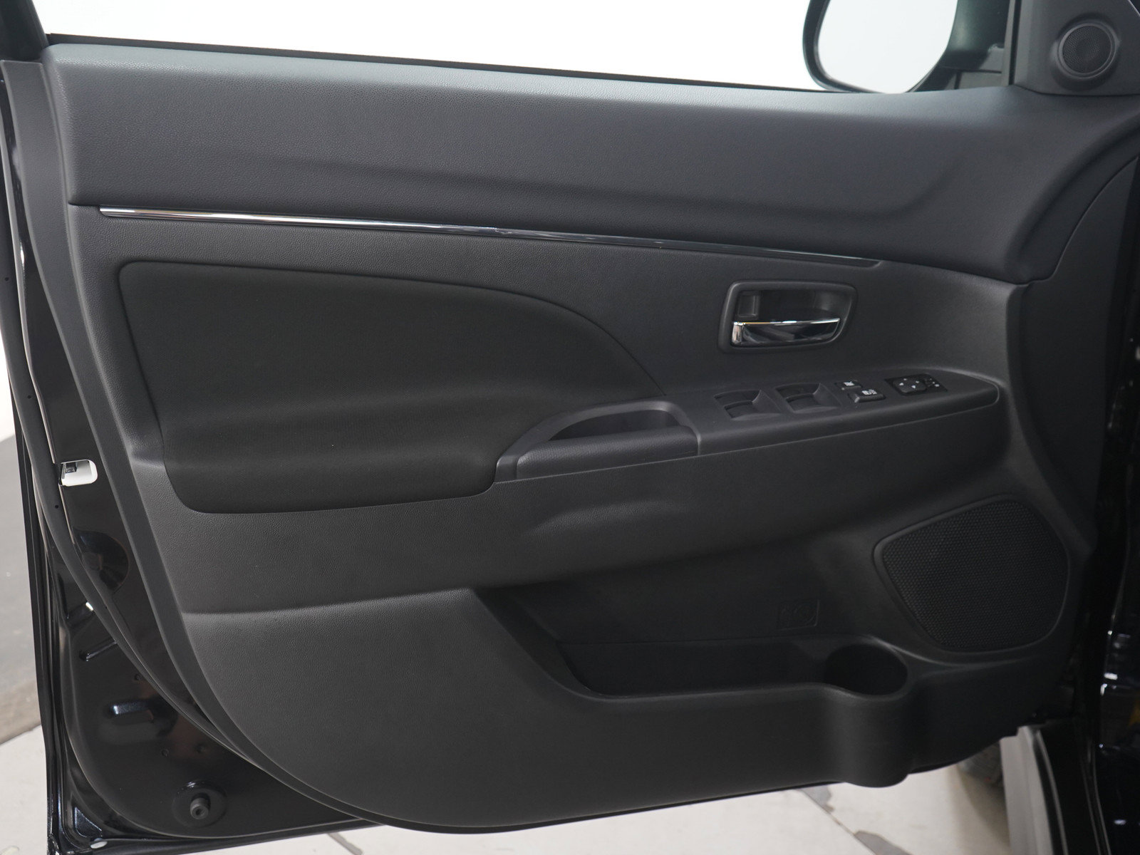 Used 2026 Mitsubishi Outlander Sport AWD image 19