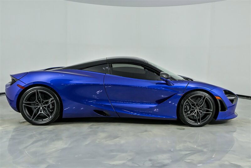 Used 2019 McLaren 720S Performance RWD image 14