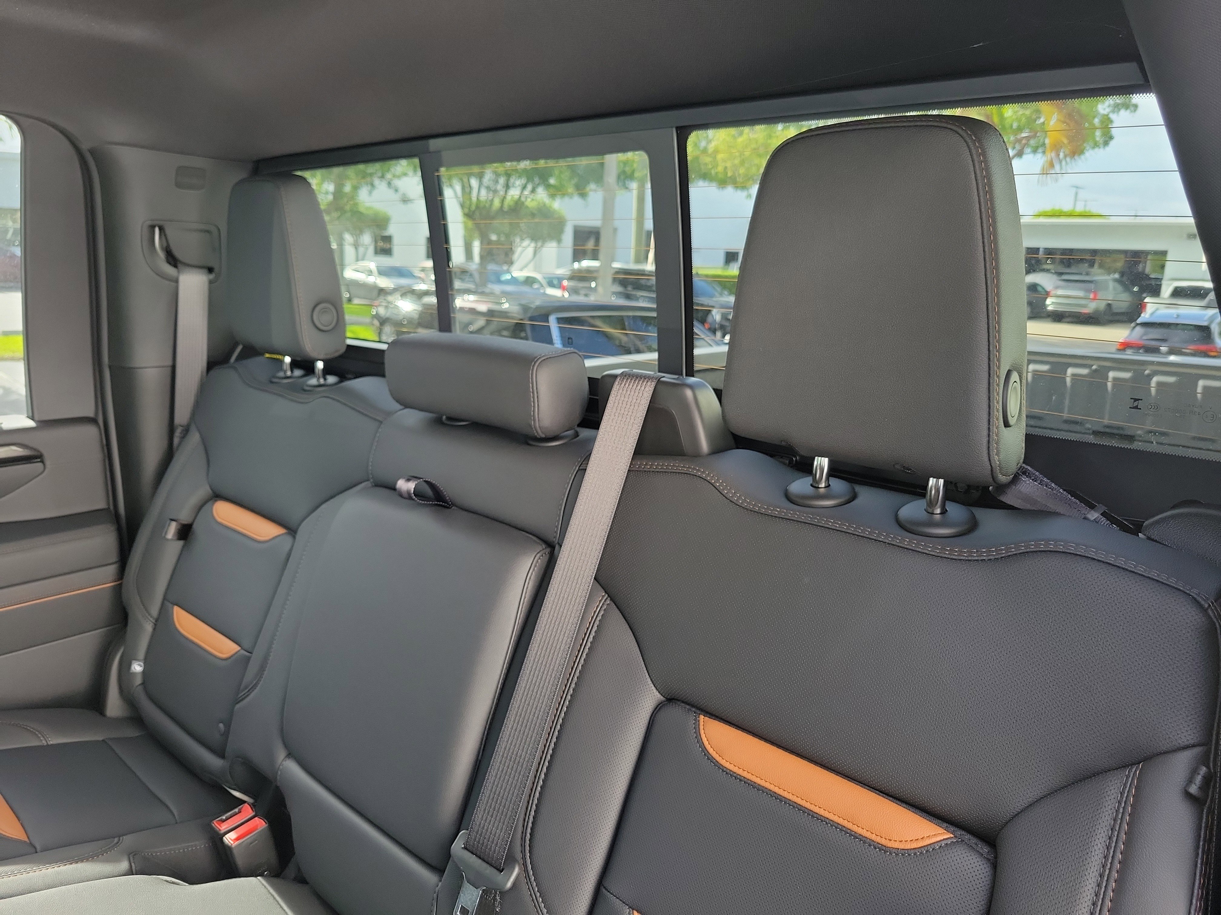 New 2026 GMC Sierra 2500 AT4 w/ AT4 Premium Plus Package image 12