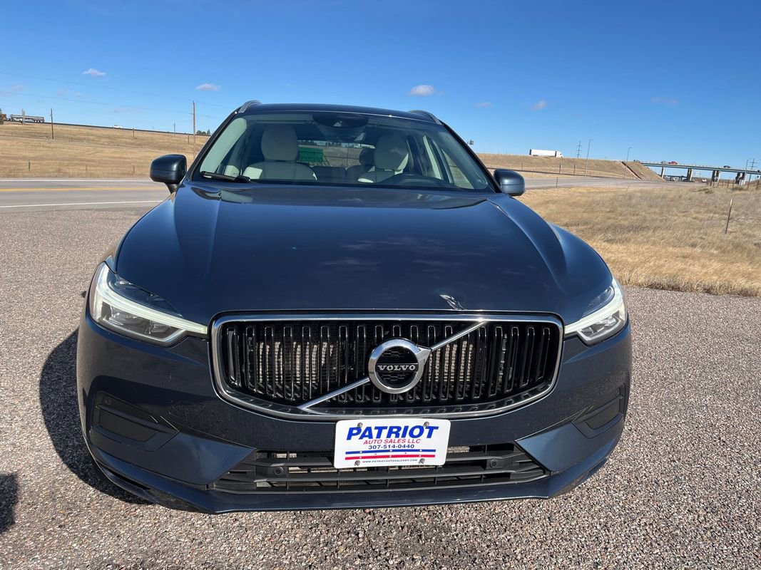 Used 2020 Volvo XC60 T5 Momentum w/ Protection Package Premier AWD/4WD image 8